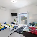 Apartman Family Friendly With A Swimming Pool - Mulo, Zadar - 20732