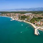 Family Friendly With A Swimming Pool - Mulo, Zadar - 20732 فرسي