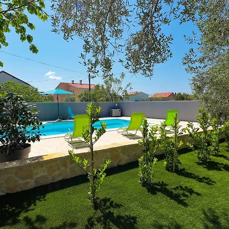 Daire Family Friendly With A Swimming Pool - Mulo, Zadar - 20732 Vrsi
