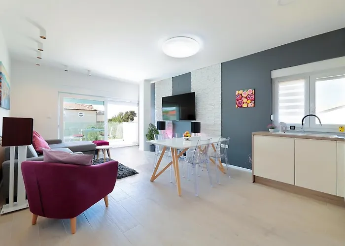 דירה Family Friendly With A Swimming Pool - Mulo, Zadar - 20732 *