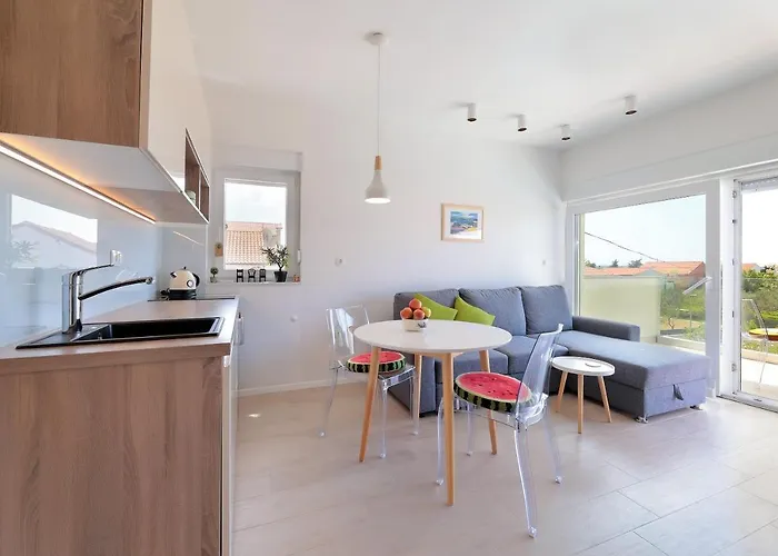 דירה Family Friendly With A Swimming Pool - Mulo, Zadar - 20732 ורסי