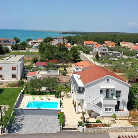 Family Friendly With A Swimming Pool - Mulo, Zadar - 20732