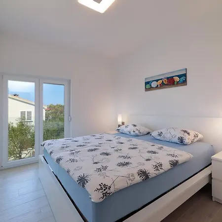 Family Friendly With A Swimming Pool - Mulo, Zadar - 20732 *