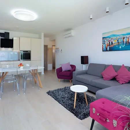 Apartment Family Friendly With A Swimming Pool - Mulo, Zadar - 20732 Vrsi