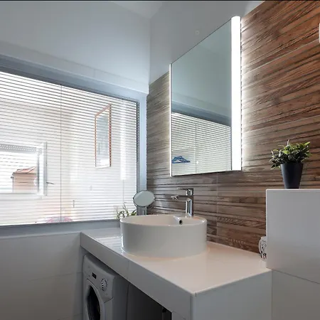 Family Friendly With A Swimming Pool - Mulo, Zadar - 20732 Apartment *