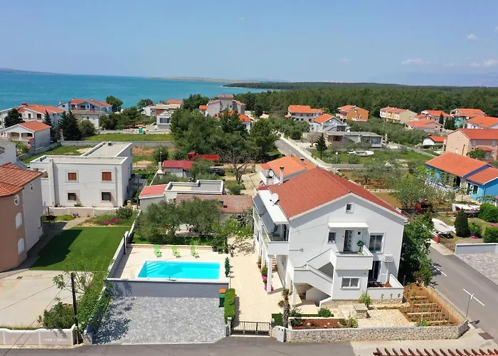 Family Friendly With A Swimming Pool - Mulo, Zadar - 20732