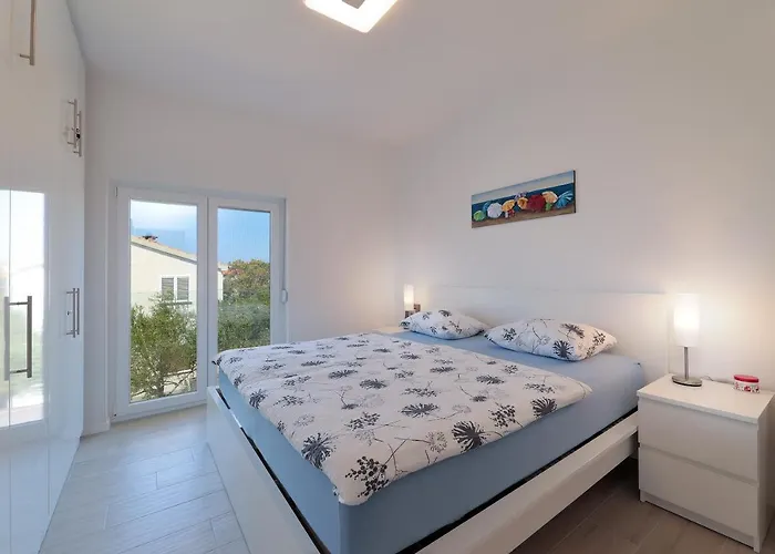 Family Friendly With A Swimming Pool - Mulo, Zadar - 20732 *