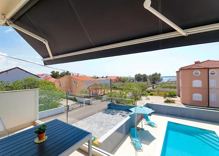 Family Friendly With A Swimming Pool - Mulo, Zadar - 20732