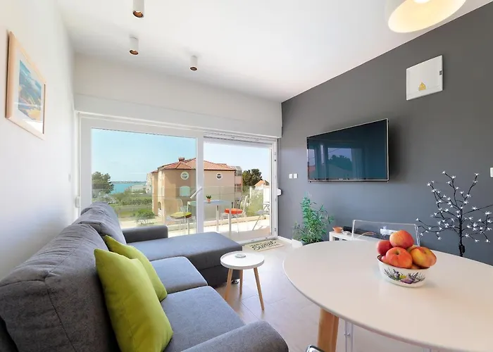 Family Friendly With A Swimming Pool - Mulo, Zadar - 20732 شقة فرسي