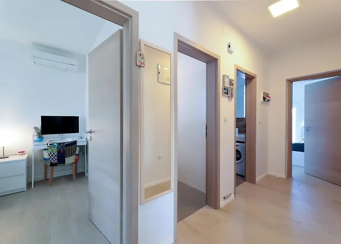 Family Friendly With A Swimming Pool - Mulo, Zadar - 20732 *